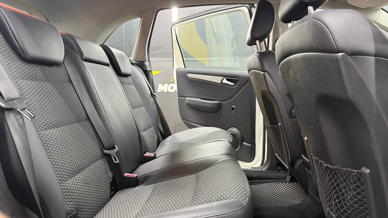 Mercedes-Benz B-Class B200 Turbo Auto