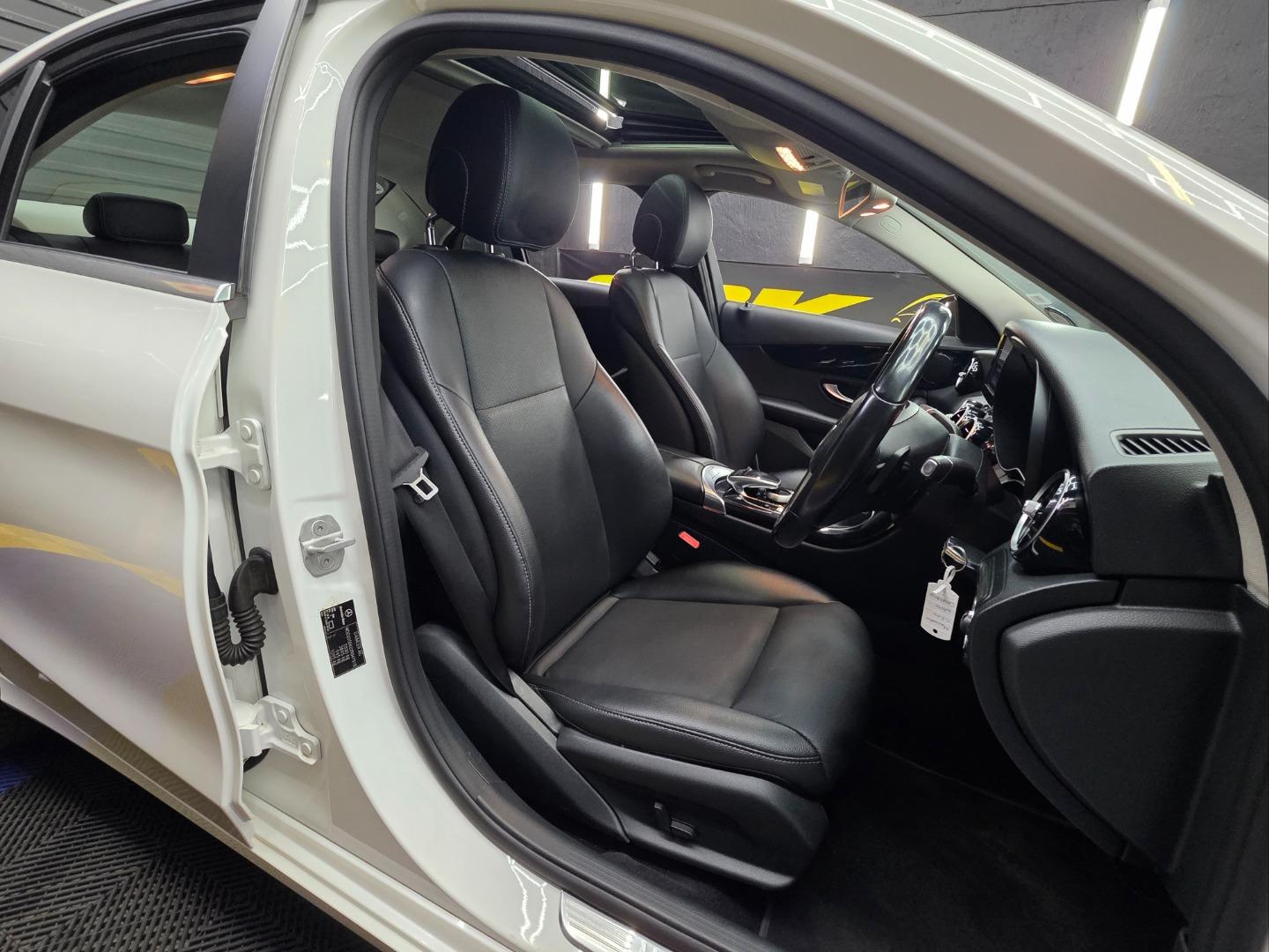 Mercedes-Benz C-Class C200 Avantgarde Auto