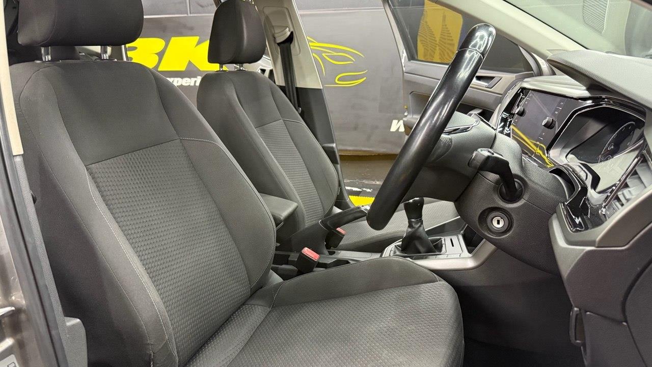 Volkswagen Polo Hatch 1.0TSI Comfortline R-Line