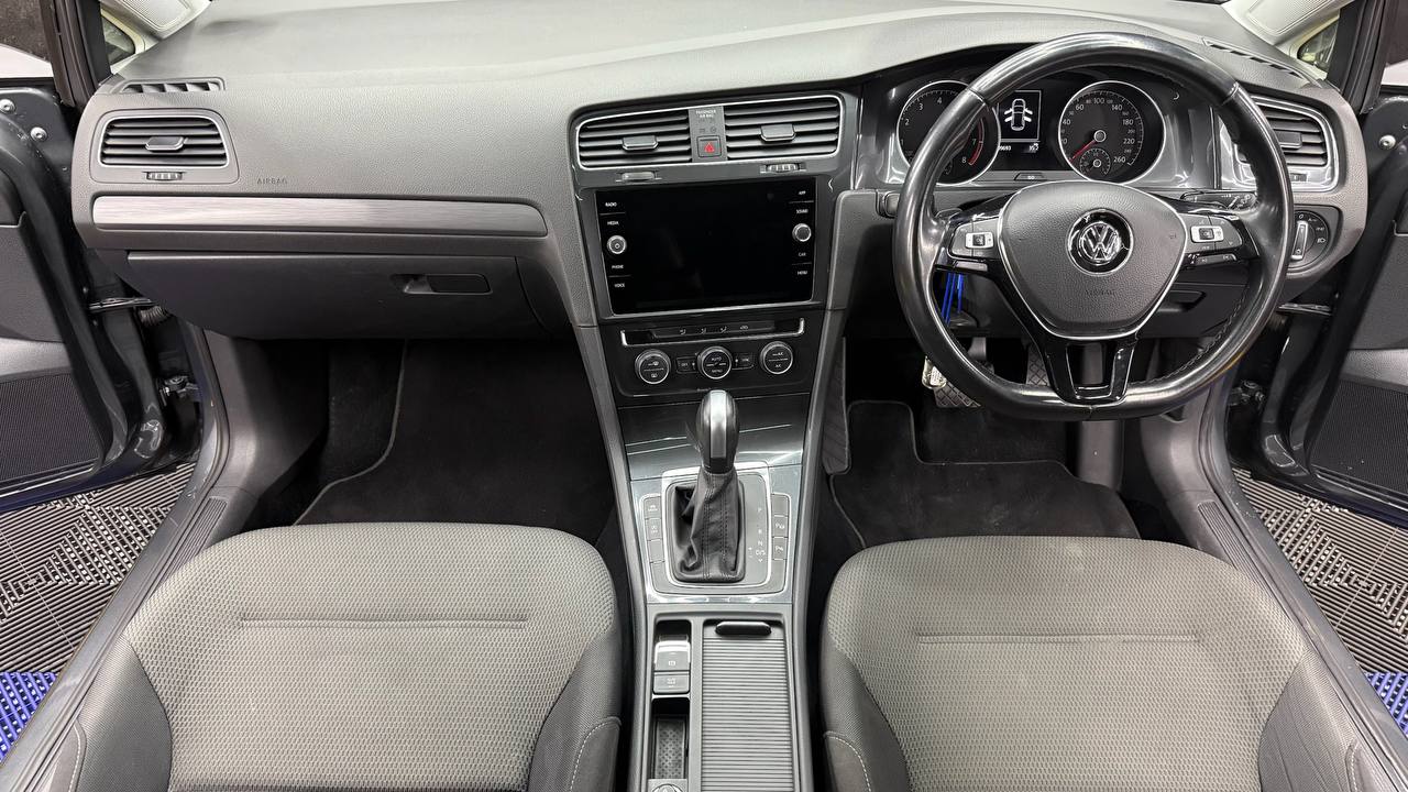 Volkswagen Golf 1.4TSI Comfortline R-Line
