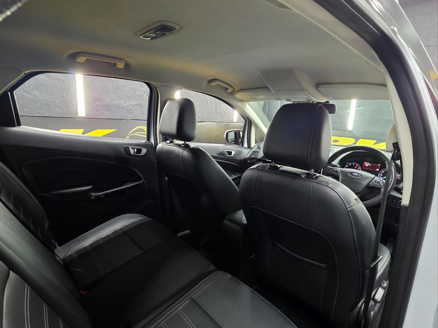 Ford EcoSport 1.0T Titanium Auto