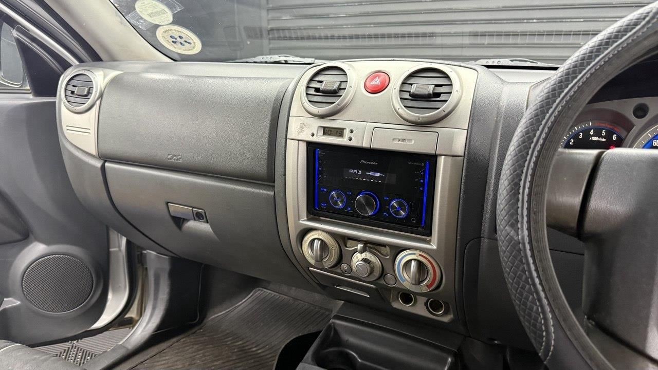 Isuzu KB 300D-Teq Double Cab LX Auto