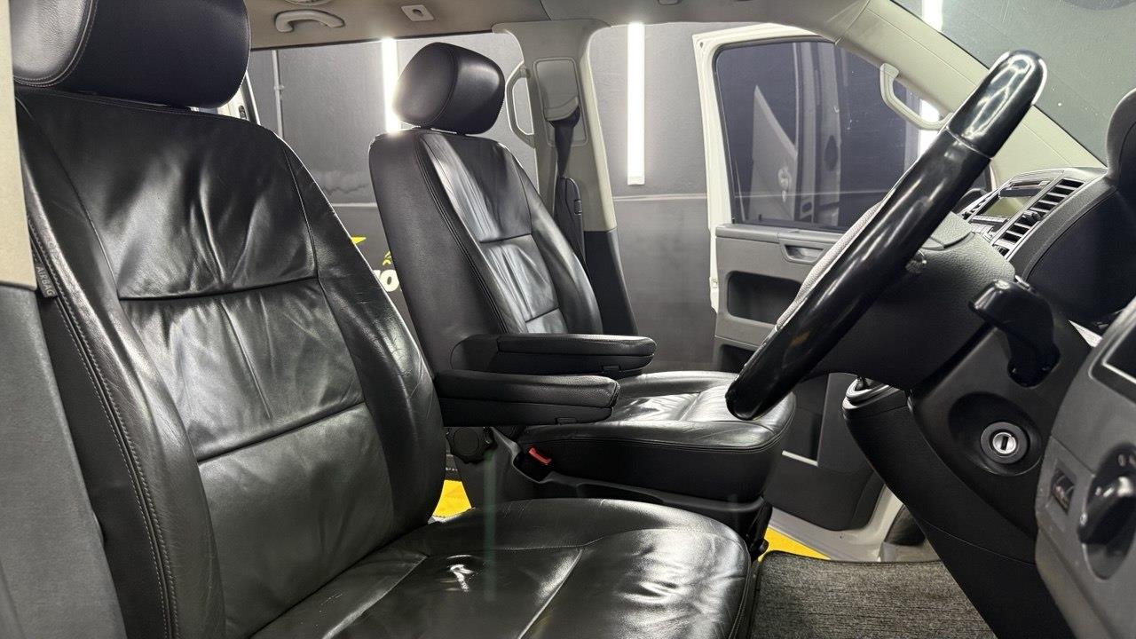 Volkswagen Caravelle 2.0BiTDI 4Motion Auto
