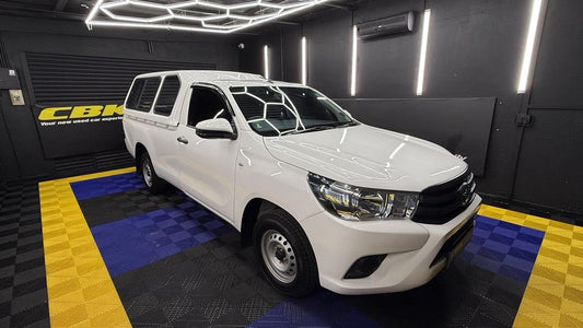 Toyota Hilux 2.4GD (Aircon)