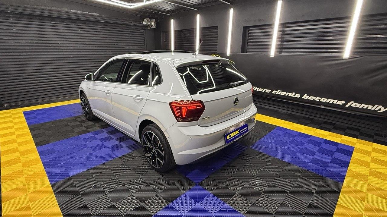 Volkswagen Polo Hatch 1.0TSI Comfortline