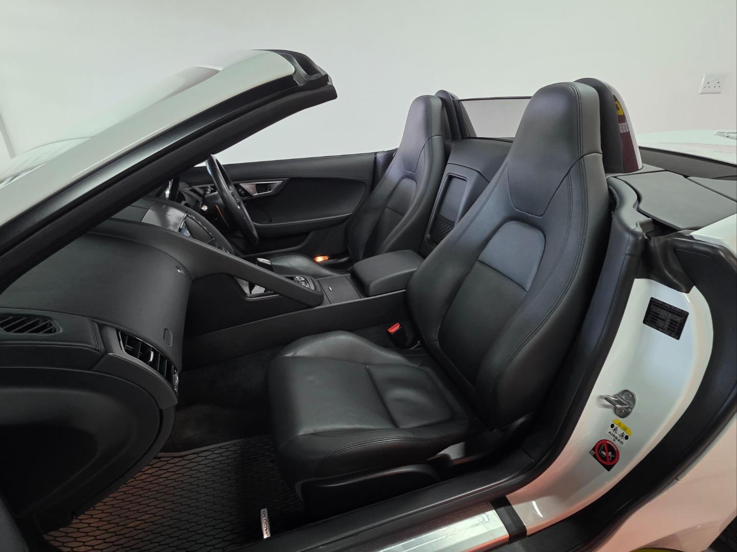 Jaguar F-Type Convertible 280kW Auto