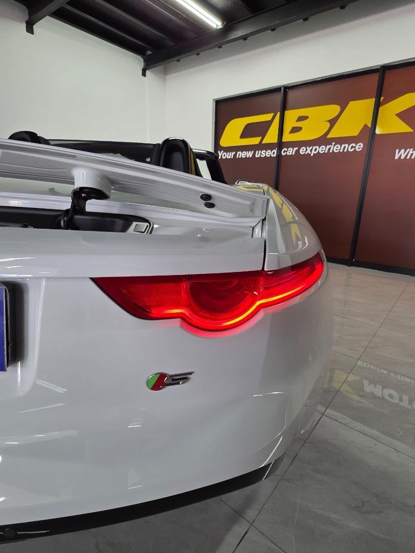 Jaguar F-Type Convertible 280kW Auto