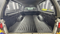 Nissan Navara 2.5DDTi XE