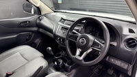 Nissan Navara 2.5DDTi XE