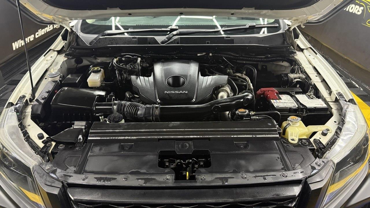 Nissan Navara 2.5DDTi XE