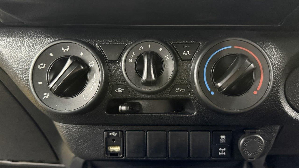 Toyota - Hilux - 2.4GD-6 Double Cab Raider Auto