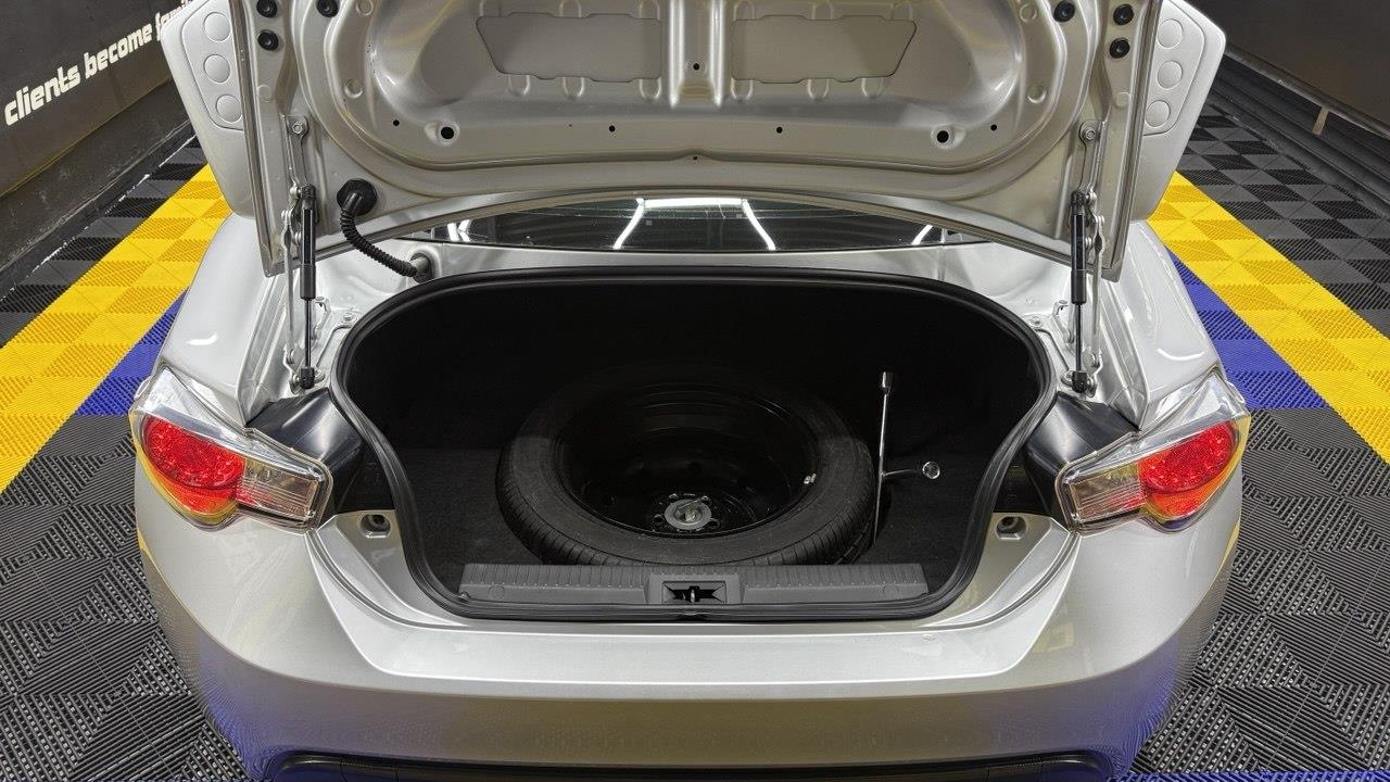 Toyota 86 2.0 standard