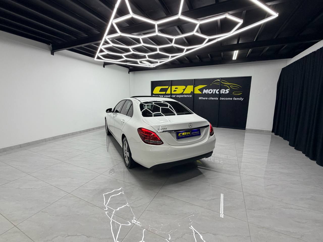 Mercedes-Benz C-Class C200 Avantgarde Auto