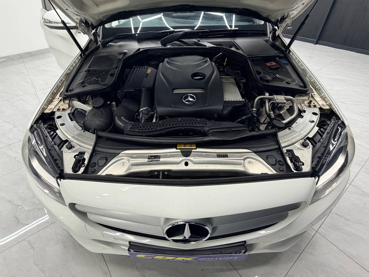 Mercedes-Benz C-Class C200 Avantgarde Auto
