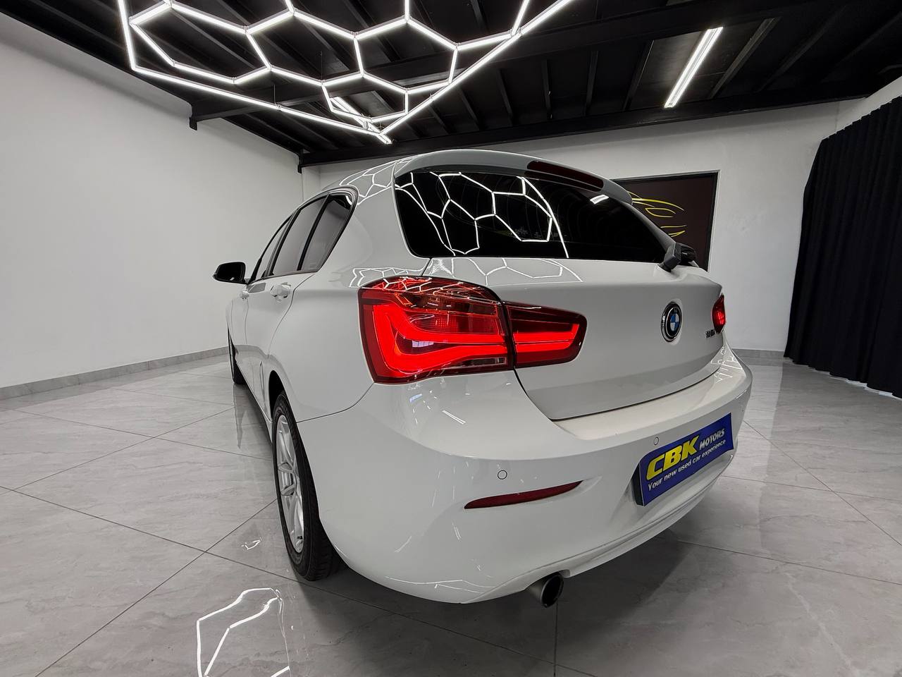 BMW 1 Series 118i 5-Door Auto