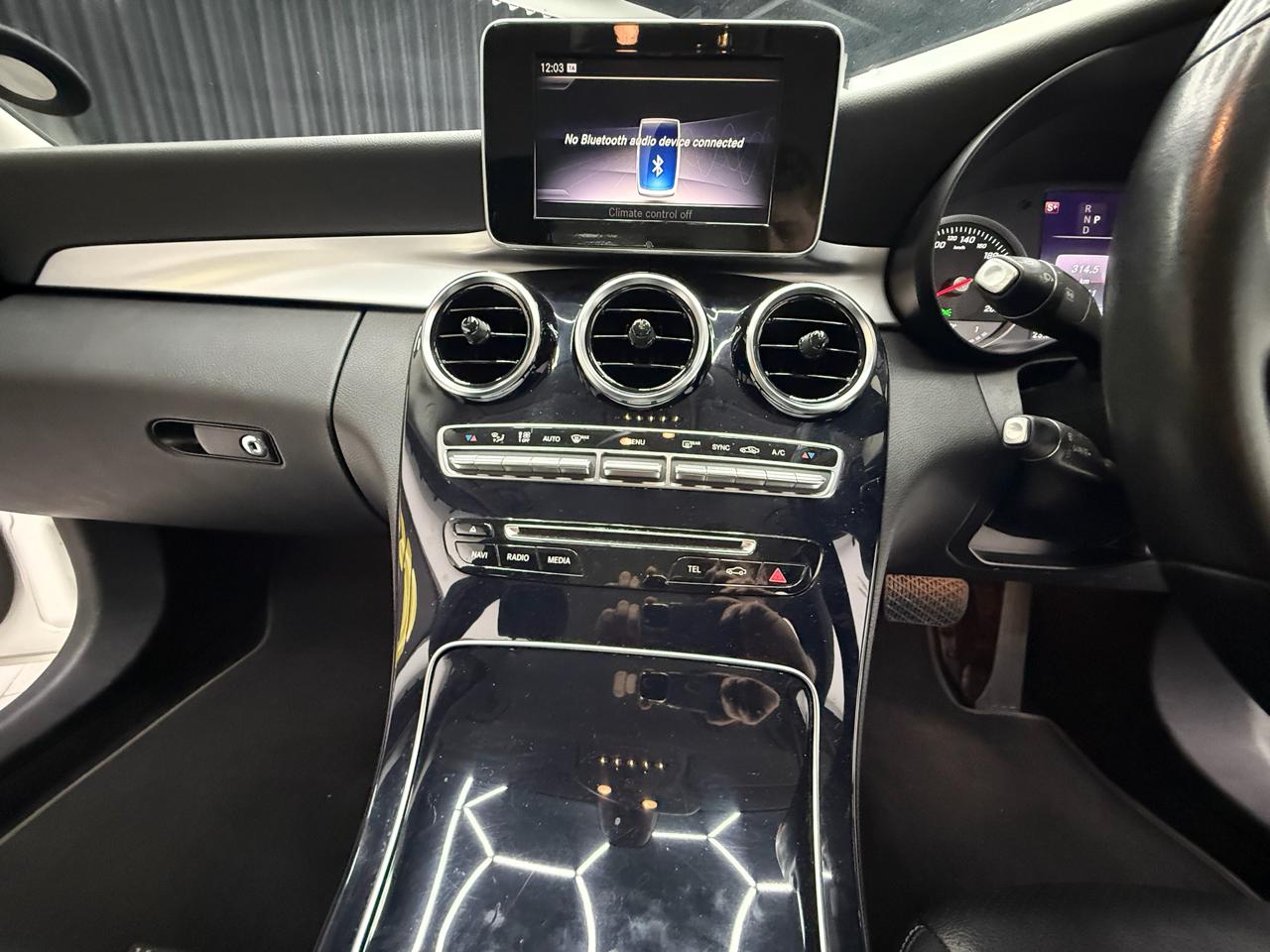 Mercedes-Benz C-Class C200 Avantgarde