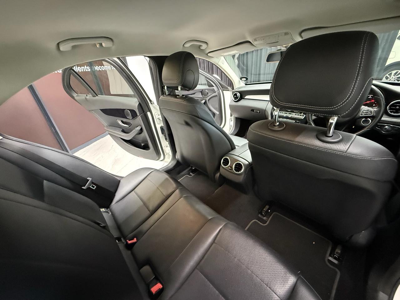 Mercedes-Benz C-Class C200 Avantgarde