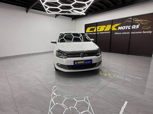 Volkswagen Polo Sedan 1.4 Comfortline