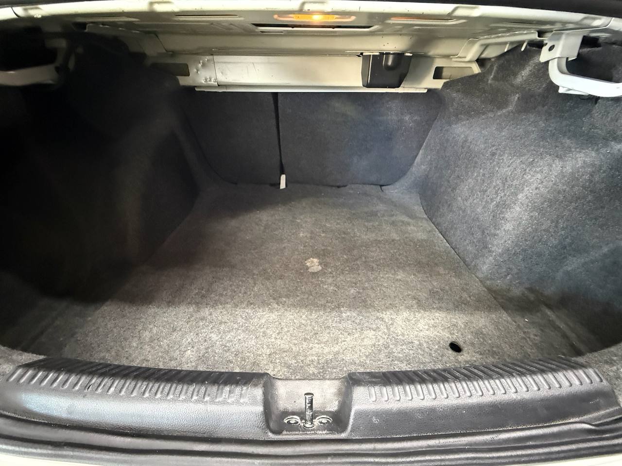 Volkswagen Polo Sedan 1.4 Comfortline