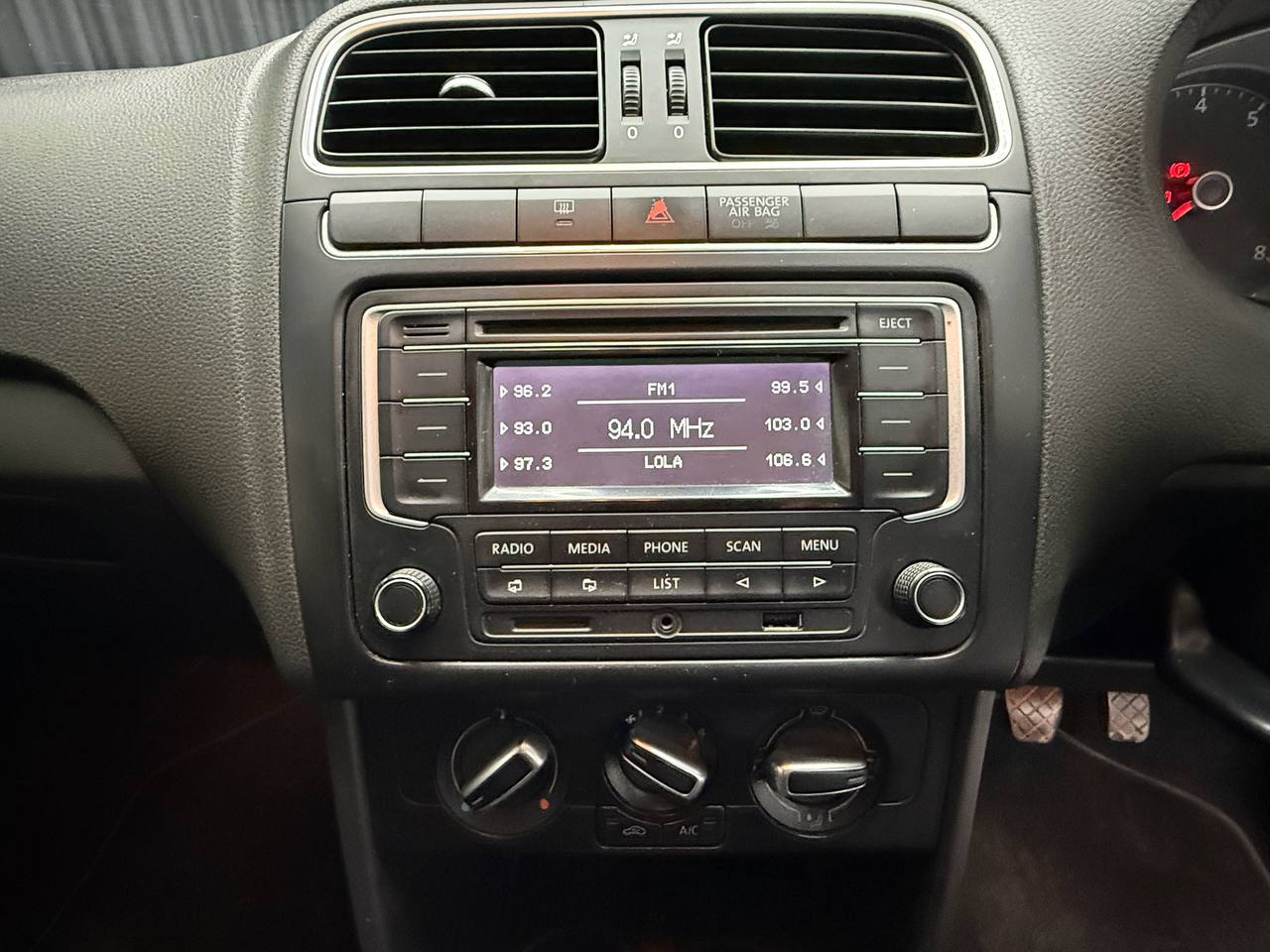Volkswagen Polo Sedan 1.4 Comfortline