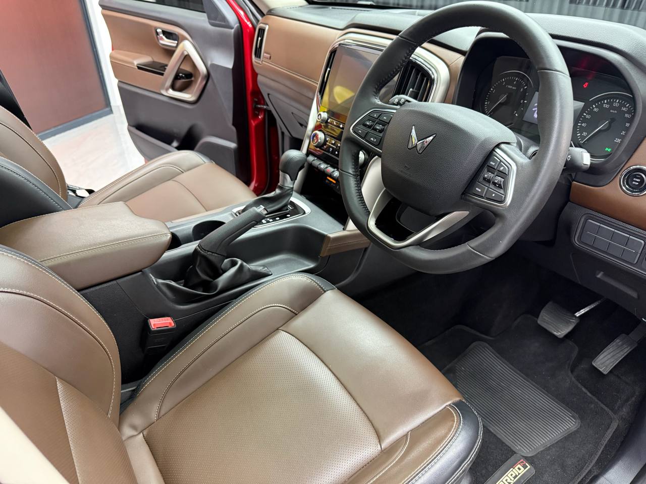 Mahindra Scorpio-n 2.2d Z8