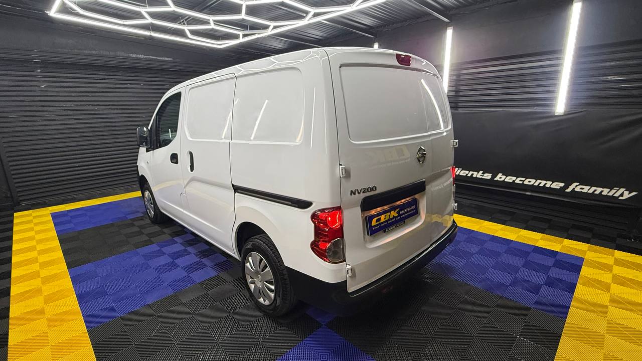 Nissan NV200 Combi 1.6i Visia