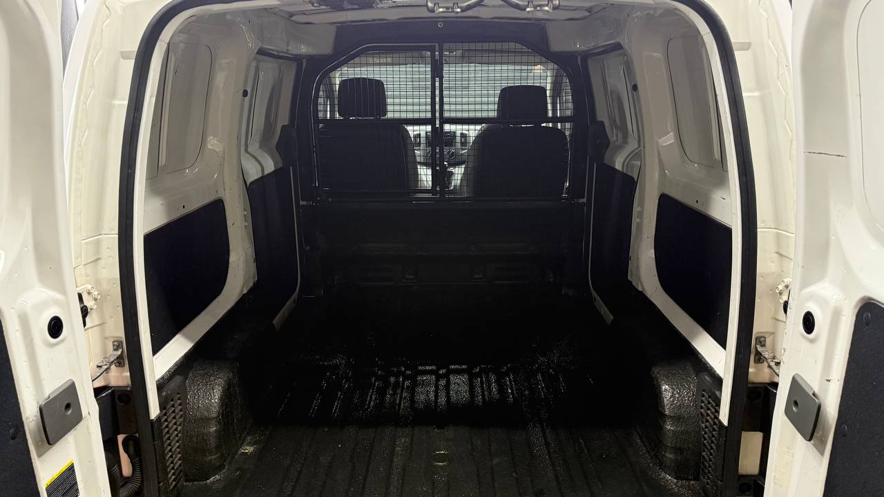 Nissan NV200 Combi 1.6i Visia