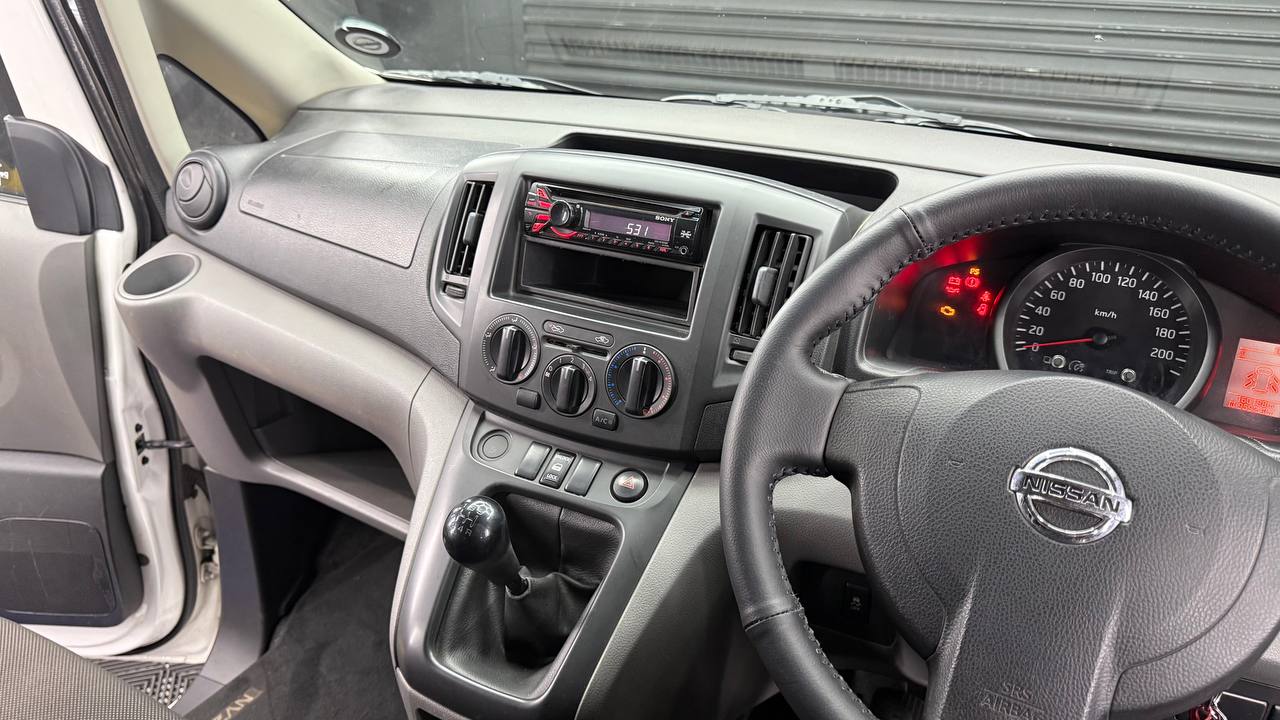 Nissan NV200 Combi 1.6i Visia