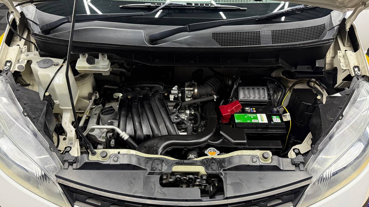 Nissan NV200 Combi 1.6i Visia