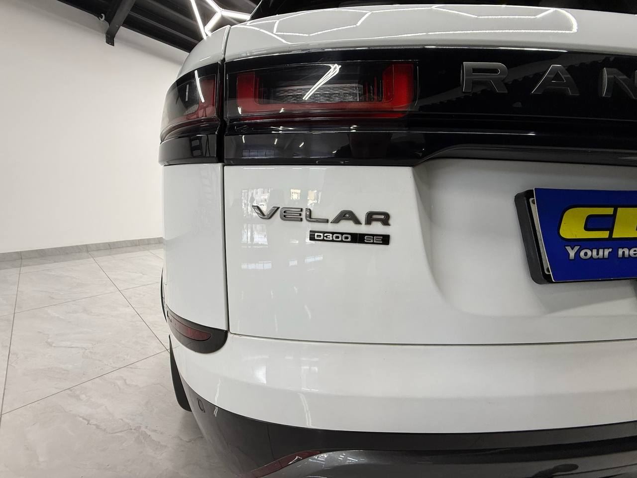 Land Rover Range Rover Velar D300 R-Dynamic SE