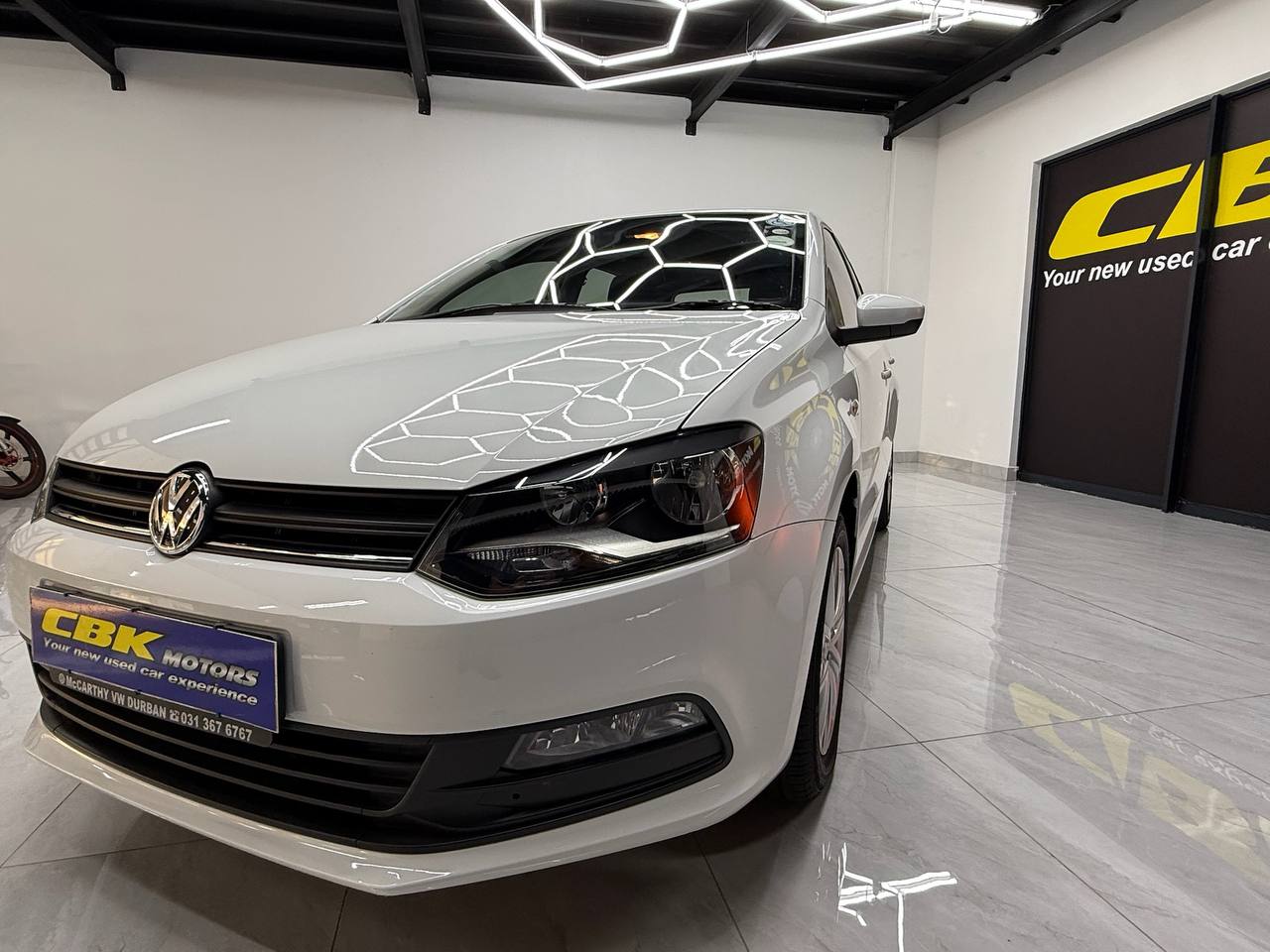 Volkswagen Polo Vivo Hatch 1.6 Comfortline Auto