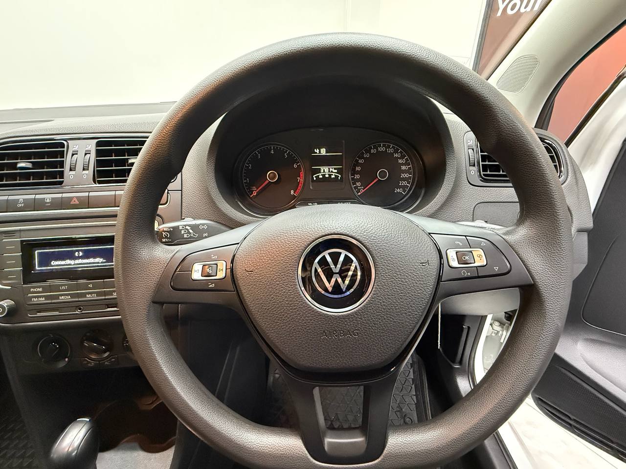Volkswagen Polo Vivo Hatch 1.6 Comfortline Auto