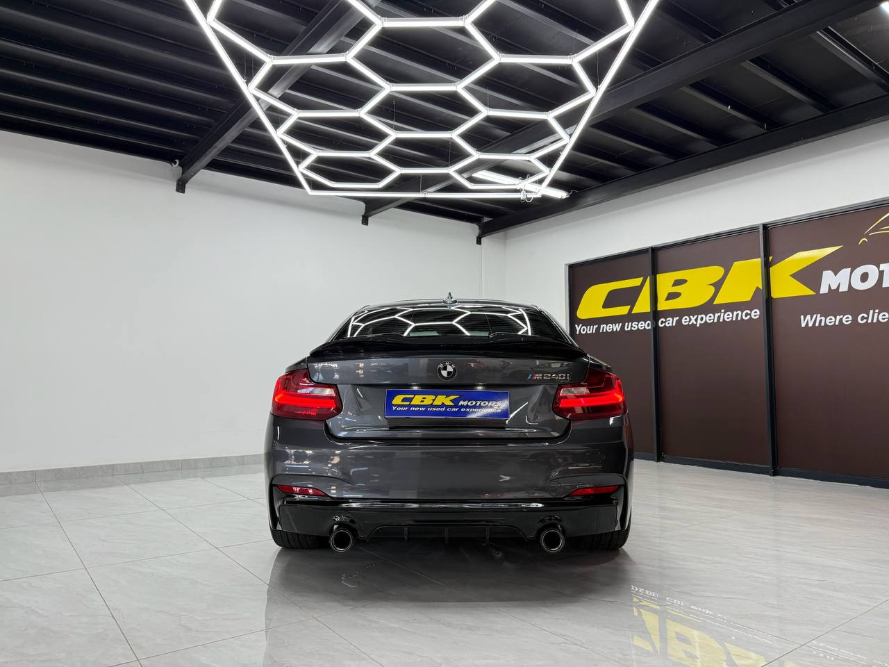 BMW 2 Series M240i Coupe Sports-Auto