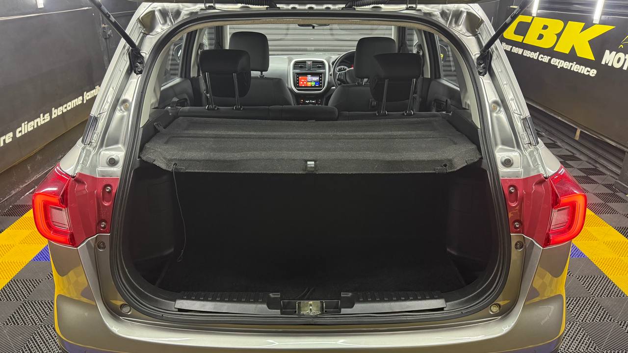 Suzuki Vitara Brezza 1.5 GL Auto