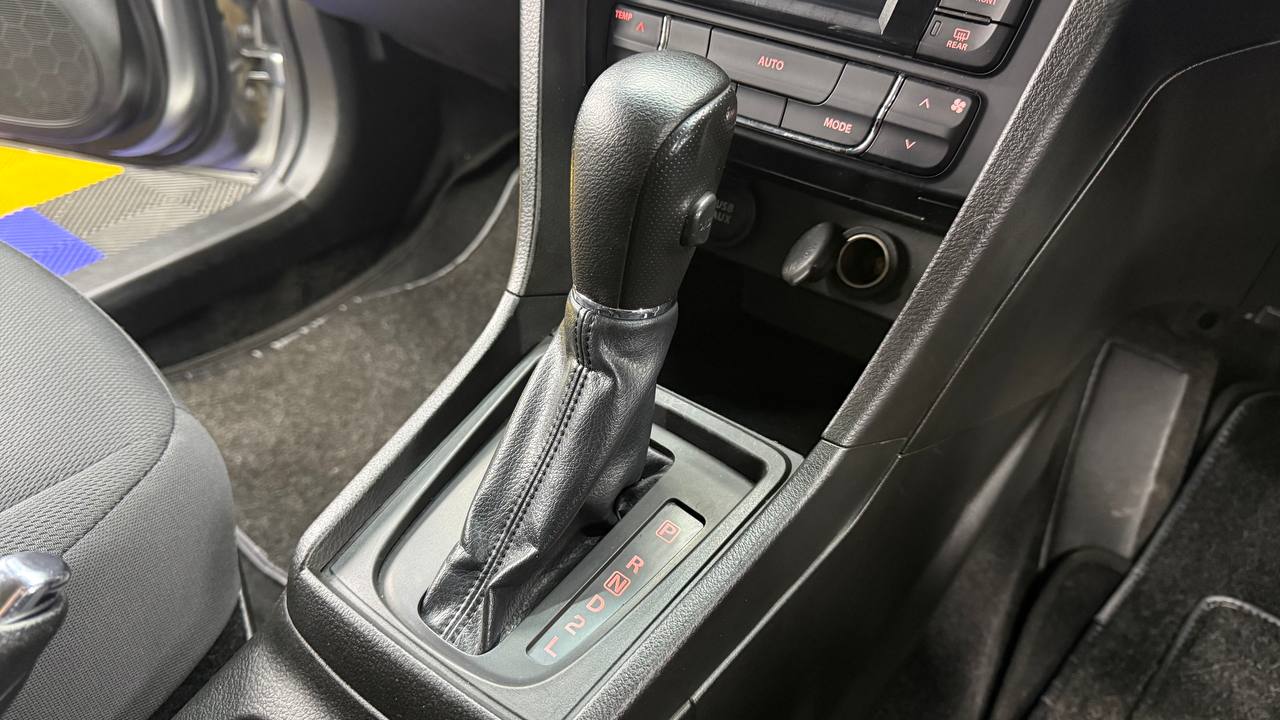 Suzuki Vitara Brezza 1.5 GL Auto