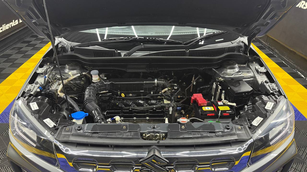 Suzuki Vitara Brezza 1.5 GL Auto