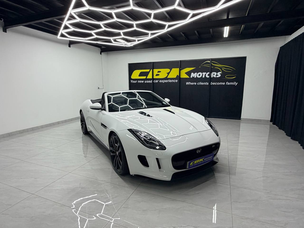 Jaguar F-Type Convertible 280kW Auto