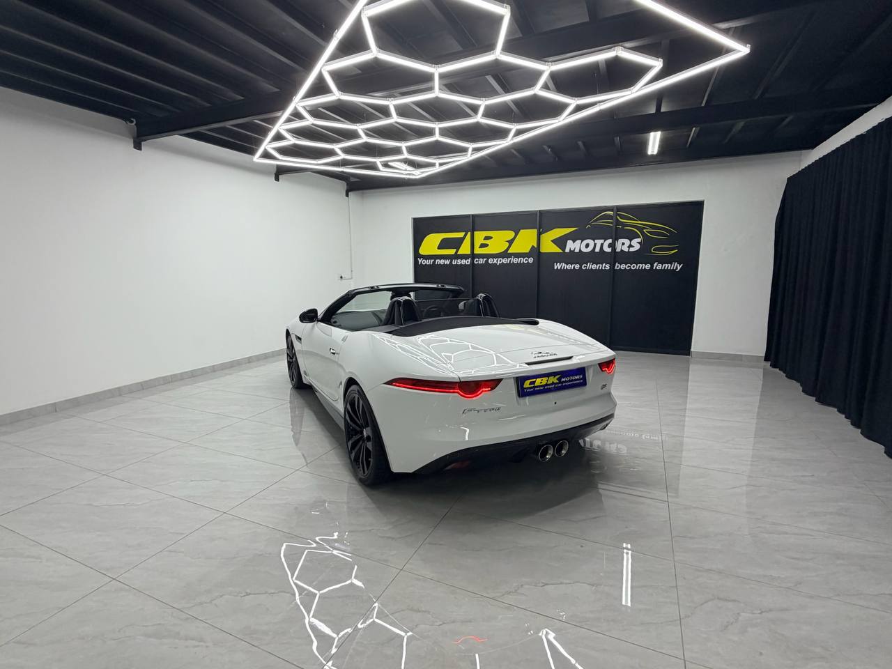 Jaguar F-Type Convertible 280kW Auto