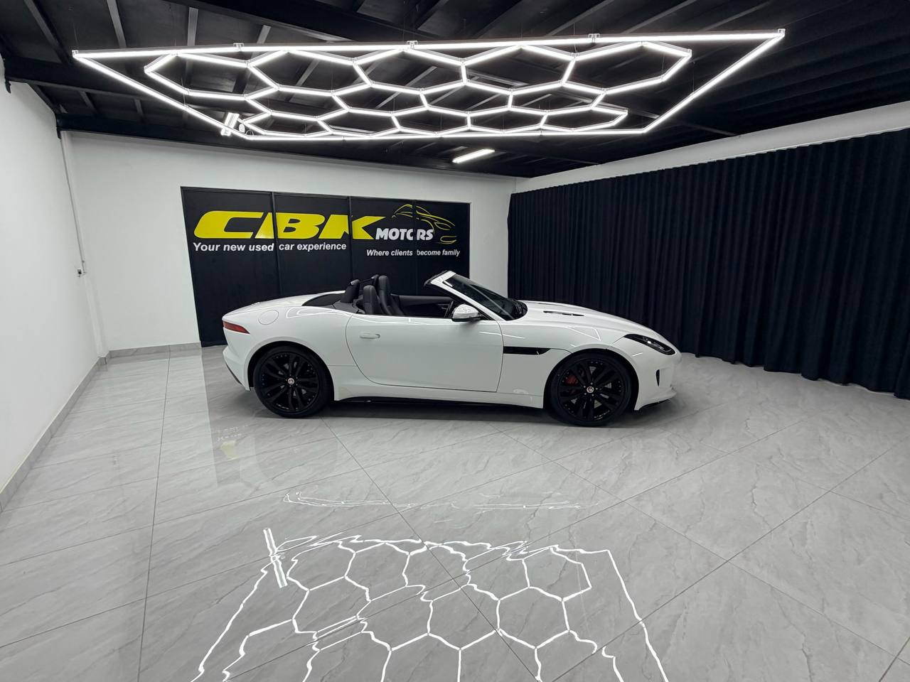 Jaguar F-Type Convertible 280kW Auto