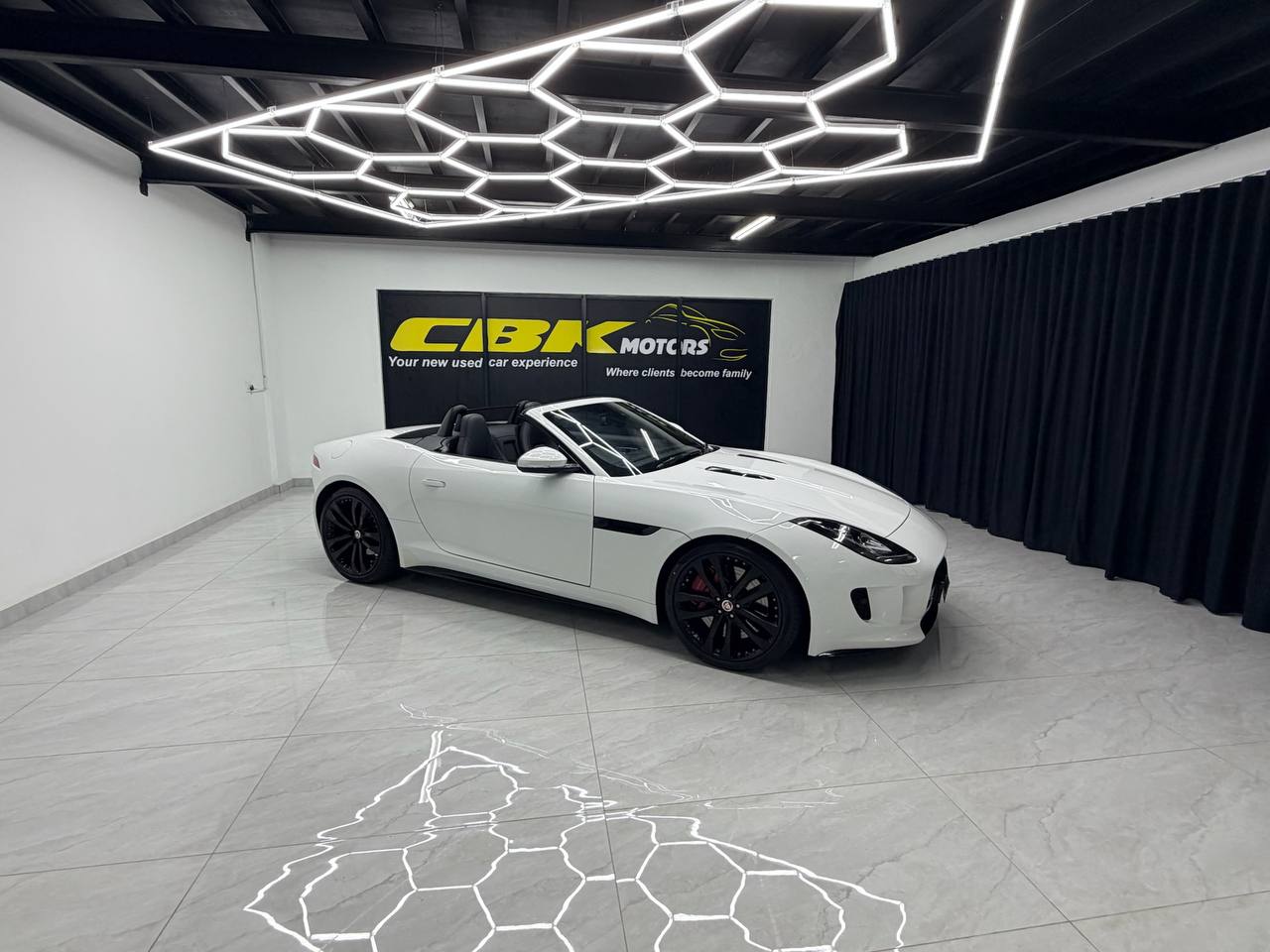 Jaguar F-Type Convertible 280kW Auto