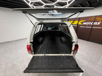 Toyota Hilux 2.4GD (Aircon)