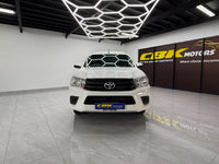 Toyota Hilux 2.4GD (Aircon)