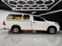 Toyota Hilux 2.4GD (Aircon)