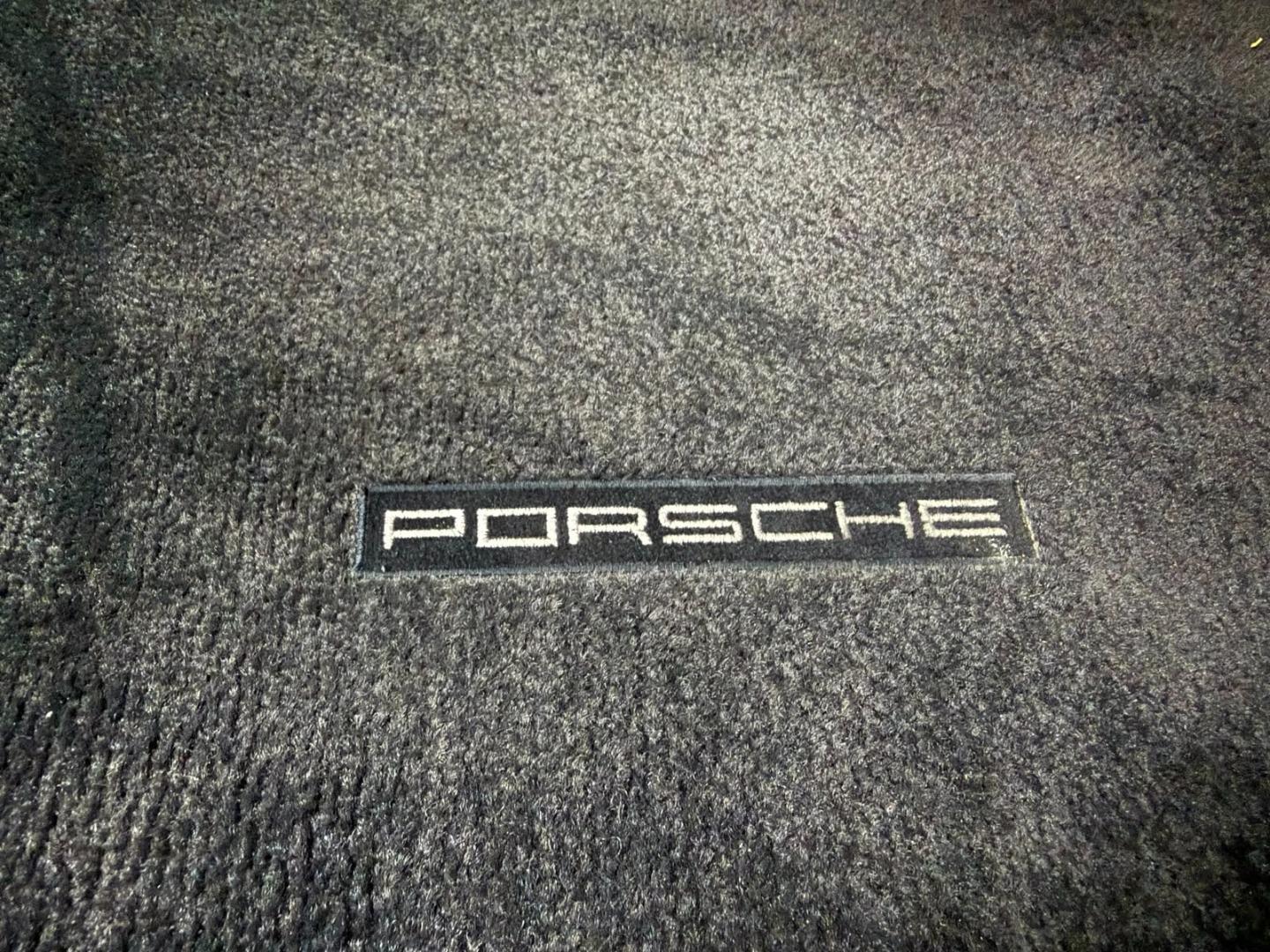 Porsche Cayman S Auto