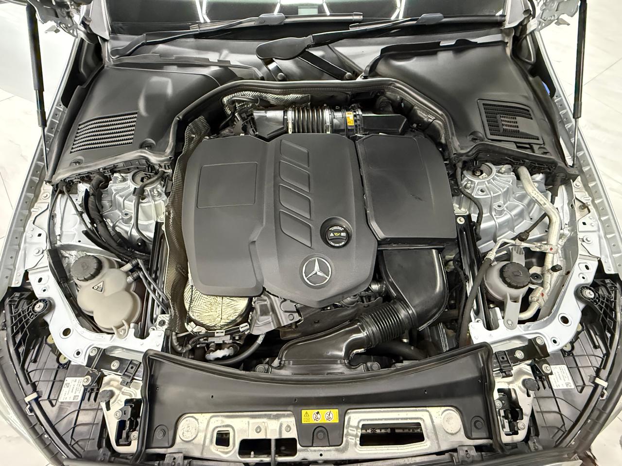 Mercedes-Benz C-Class C220d AMG Line