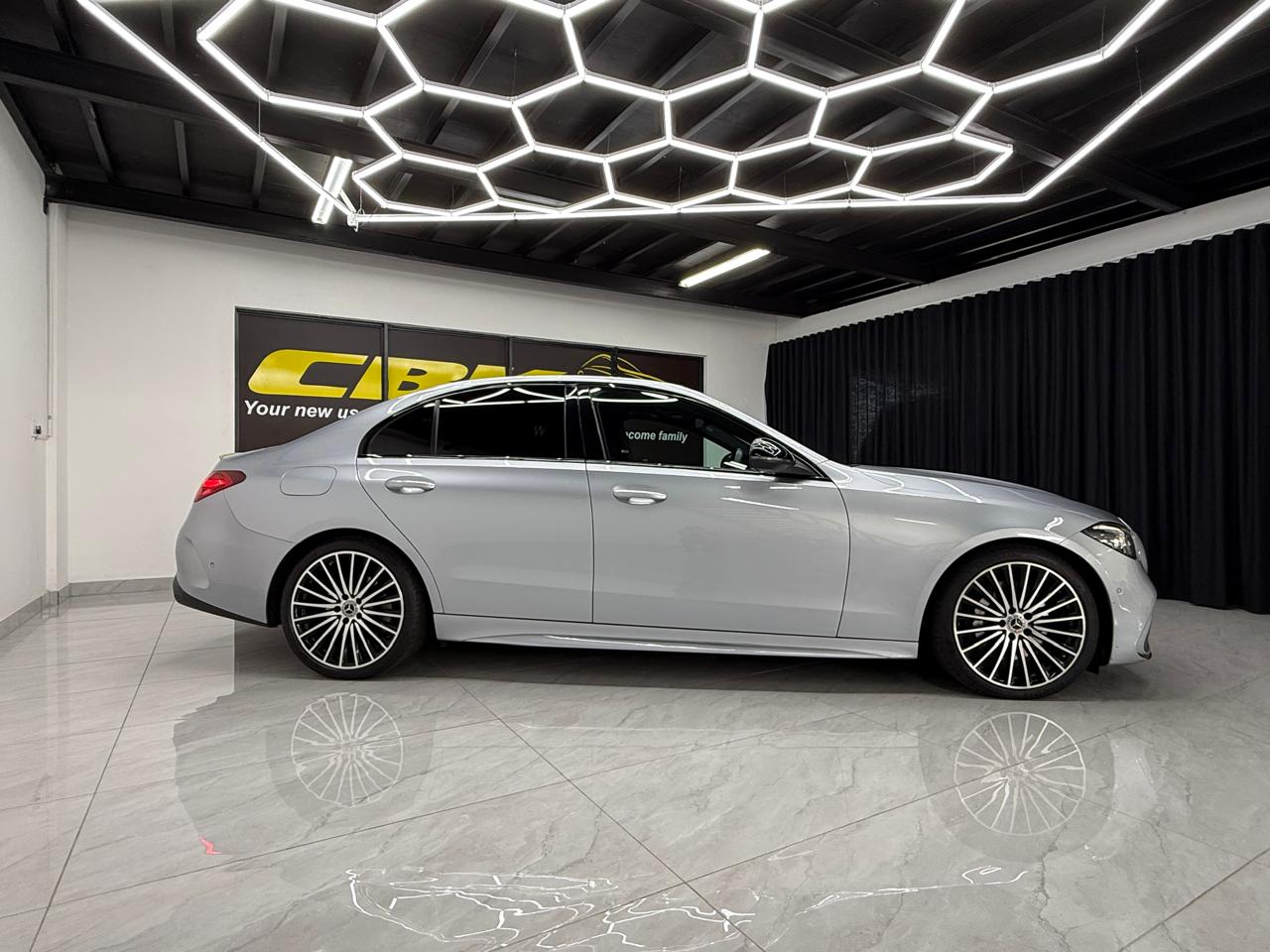 Mercedes-Benz C-Class C220d AMG Line