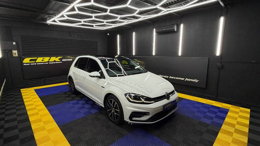 Volkswagen Golf 1.4TSI Comfortline R-Line