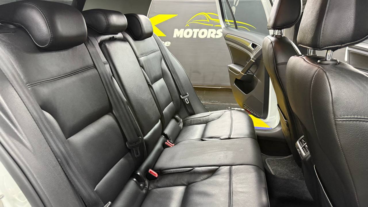 Volkswagen Golf 1.4TSI Comfortline R-Line