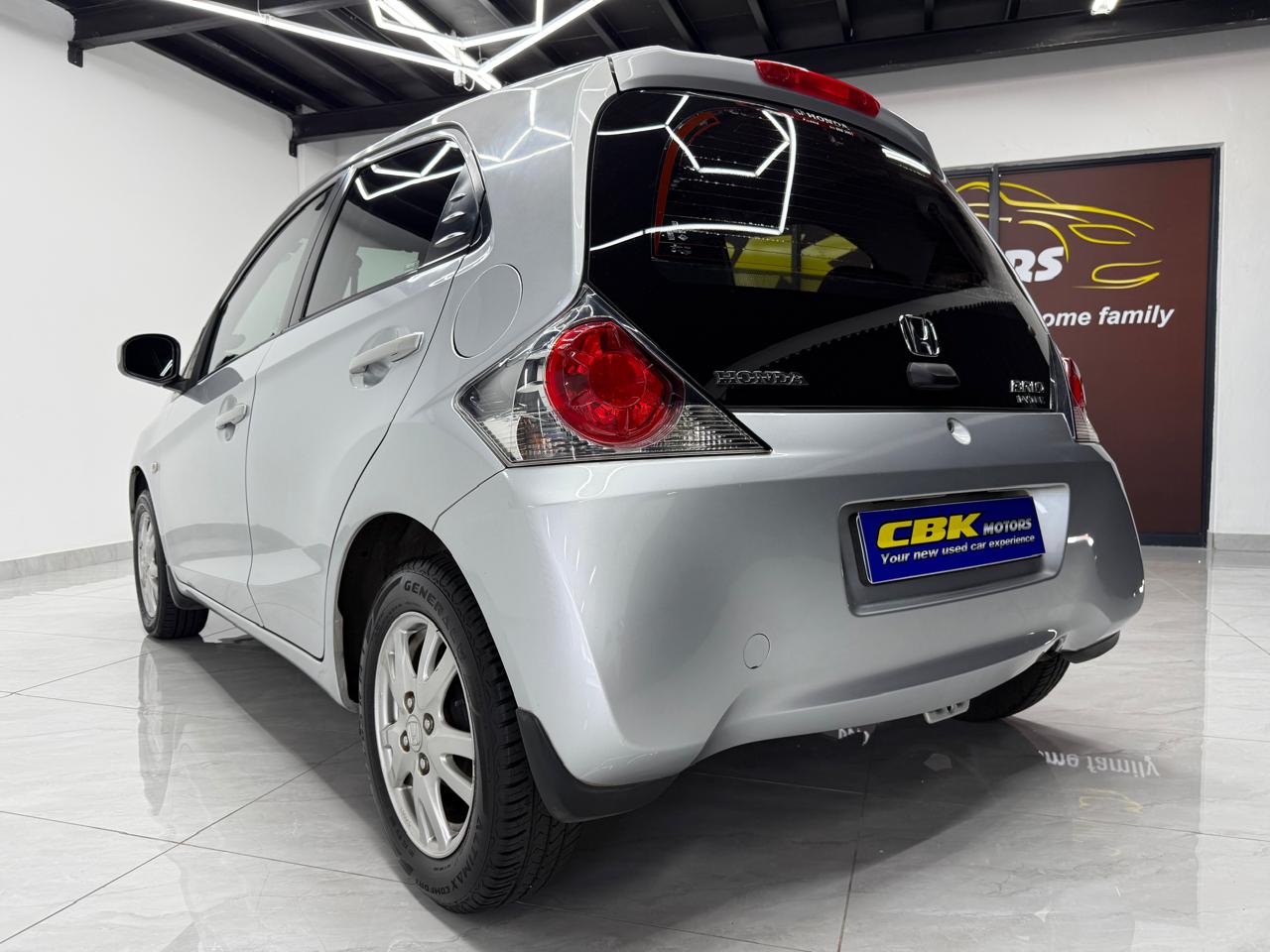 Honda Brio Hatch 1.2 Comfort Auto