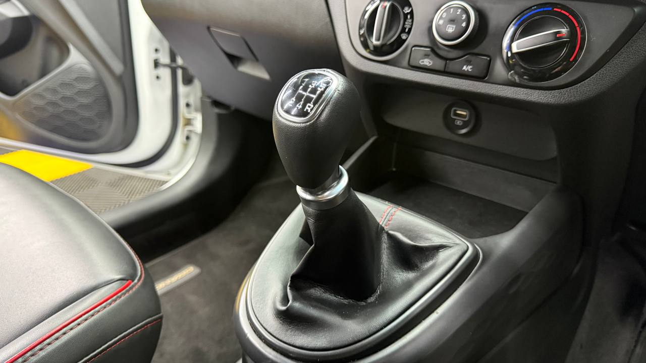 Hyundai Grand i10 1.0 Fluid